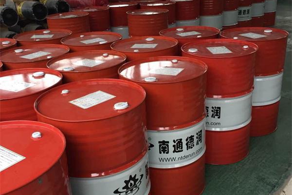 快速光亮淬火油有什么特點(diǎn)，使用時(shí)要注意什么？